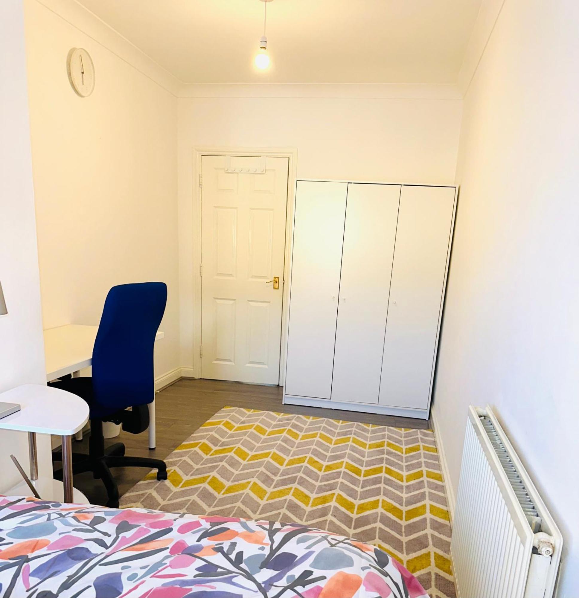 A Modern 2 Bedroom Seaside Apartment ヘイスティングス エクステリア 写真